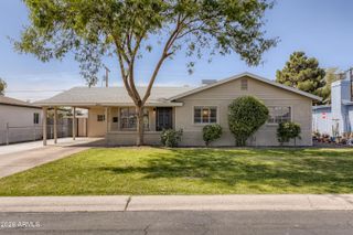 2405 W CITRUS Way, Phoenix, AZ 85015