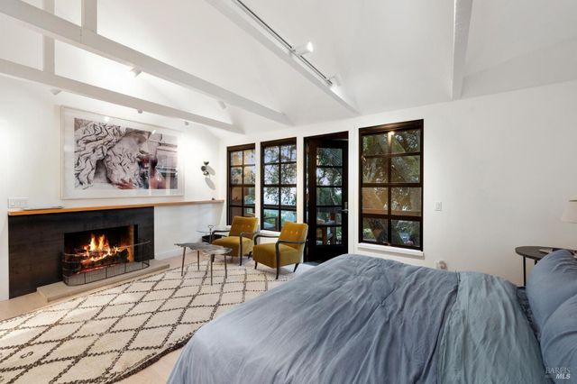 1090 Bart Rd, Sonoma, CA 95476