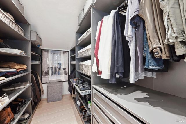 1090 Bart Rd, Sonoma, CA 95476