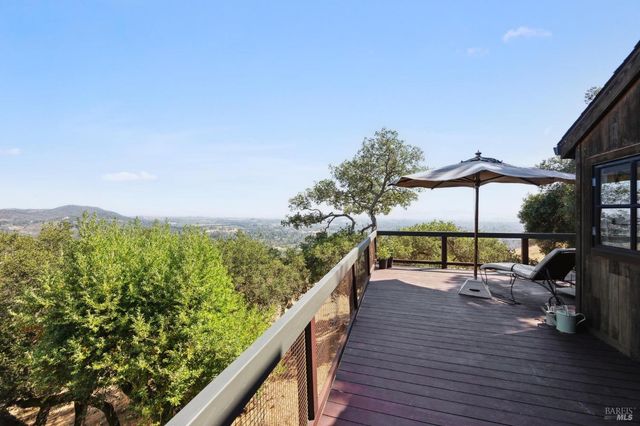 1090 Bart Rd, Sonoma, CA 95476