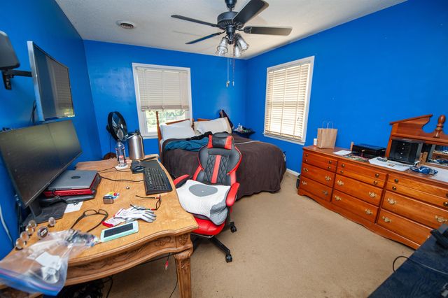 304 Hampshire Court, Spartanburg, SC 29301