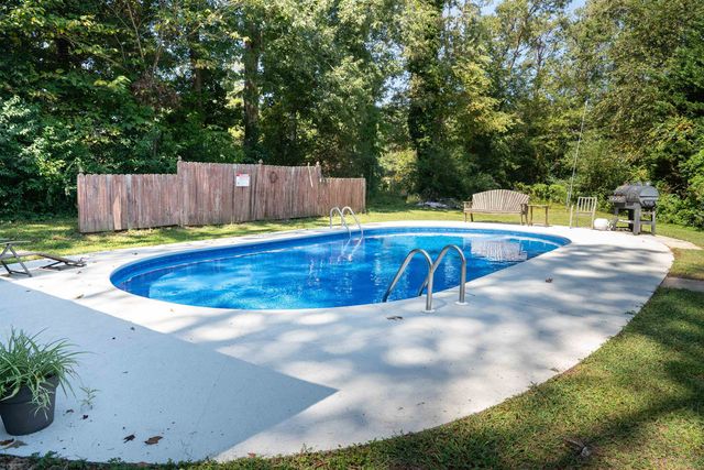 304 Hampshire Court, Spartanburg, SC 29301