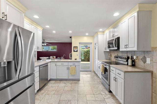 1191 87TH AVENUE N, St Petersburg, FL 33702