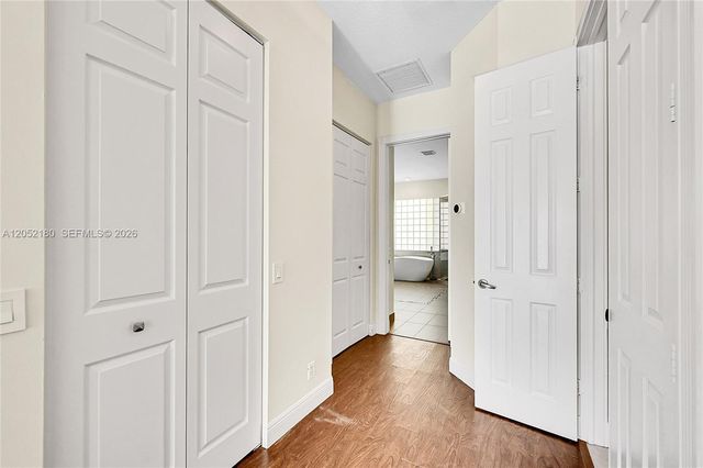 512 NW 120th Drive 512, Coral Springs, FL 33071