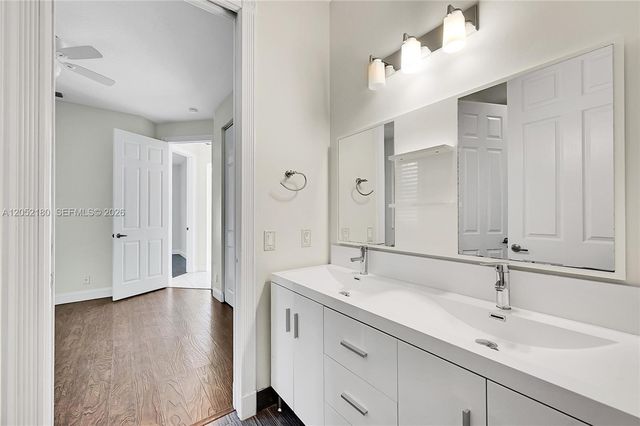 512 NW 120th Drive 512, Coral Springs, FL 33071