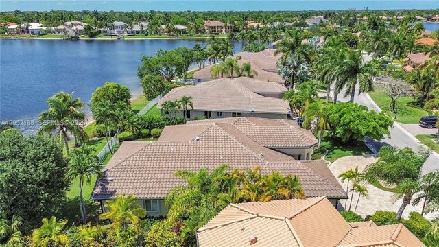 512 NW 120th Drive 512, Coral Springs, FL 33071