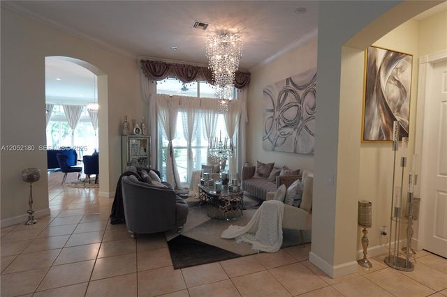512 NW 120th Drive 512, Coral Springs, FL 33071