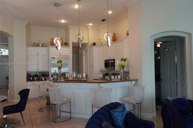 512 NW 120th Drive 512, Coral Springs, FL 33071