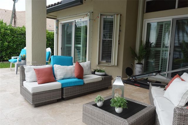 512 NW 120th Drive 512, Coral Springs, FL 33071