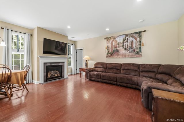 111 Jasmine Drive, Middletown, NY 10940