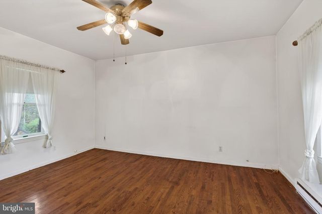7051 WINCHESTER GRADE RD, Berkeley Springs, WV 25411