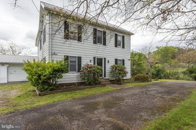 7051 WINCHESTER GRADE RD, Berkeley Springs, WV 25411