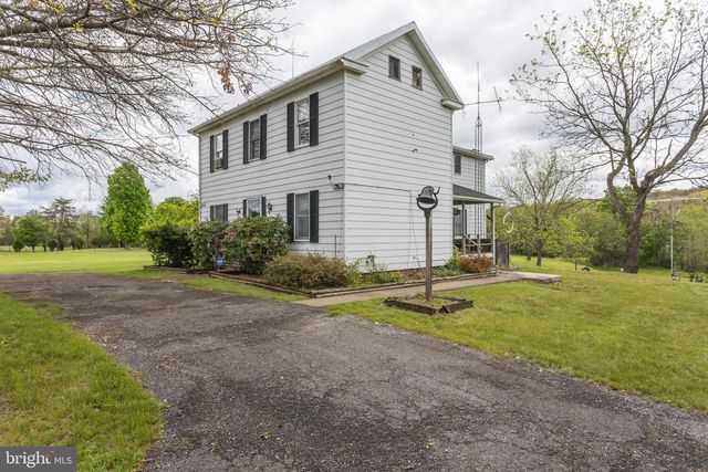 7051 WINCHESTER GRADE RD, Berkeley Springs, WV 25411
