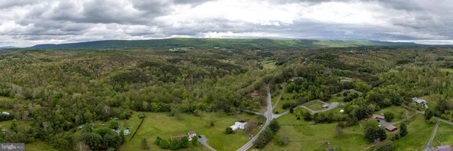 7051 WINCHESTER GRADE RD, Berkeley Springs, WV 25411
