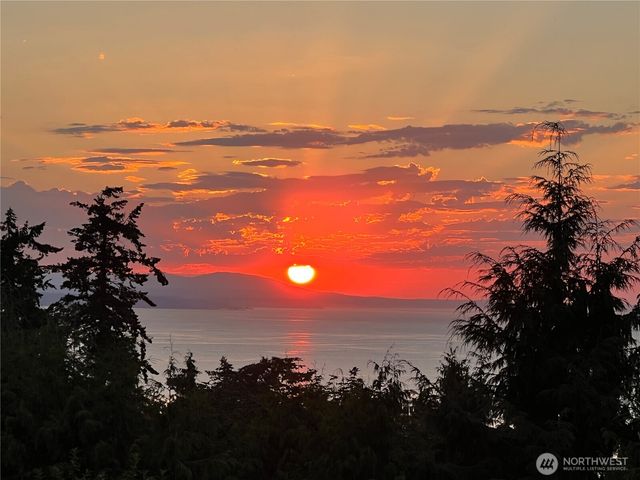 7025 156th Street SW, Edmonds, WA 98026