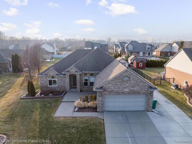 54669 Shady Creek Drive, New Baltimore, MI 48047