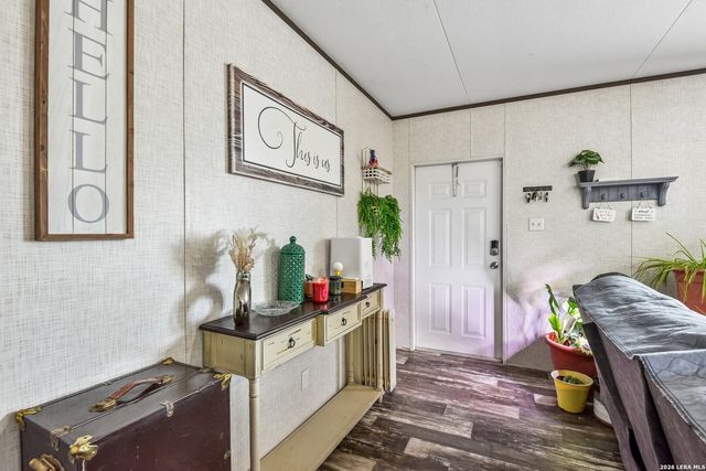 4103 WATERWOOD PASS DR, Elmendorf, TX 78112