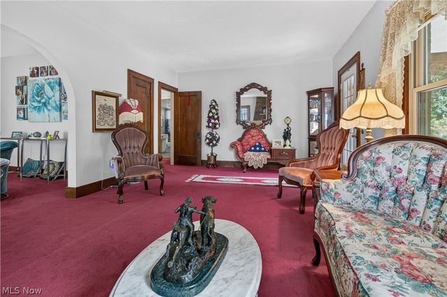156 Woodhill Drive, Amherst, OH 44001