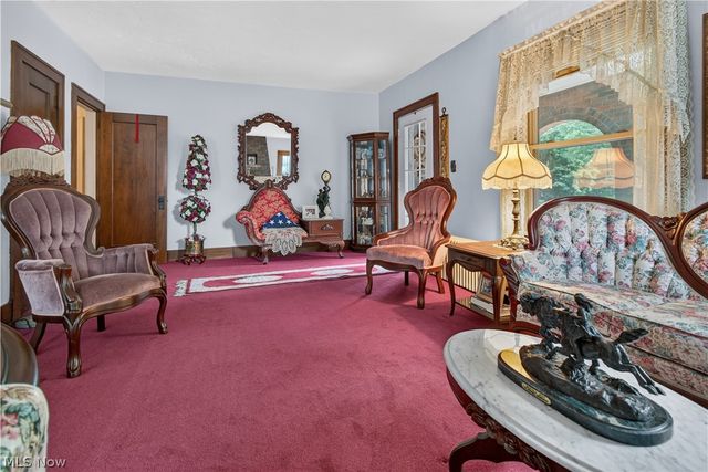 156 Woodhill Drive, Amherst, OH 44001