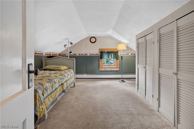 156 Woodhill Drive, Amherst, OH 44001