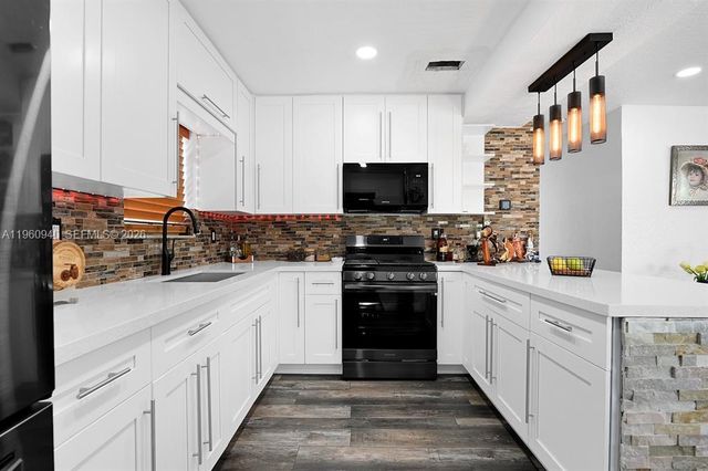 7831 Hope St 0, Hollywood, FL 33024