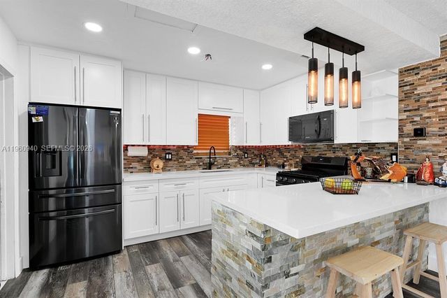 7831 Hope St 0, Hollywood, FL 33024