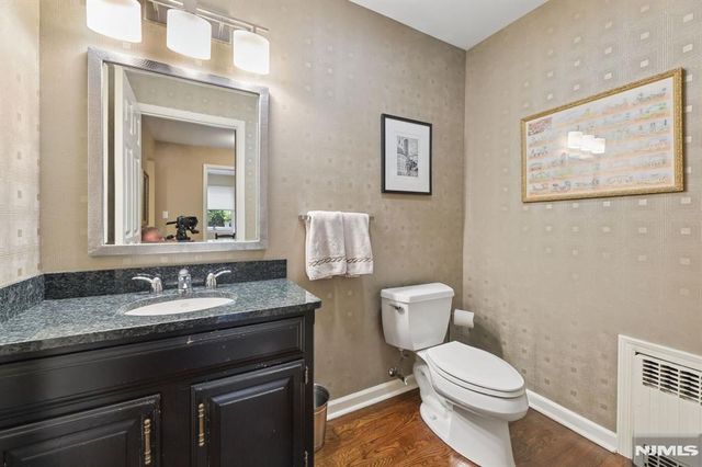 27 Duane Lane, Demarest, NJ 07627