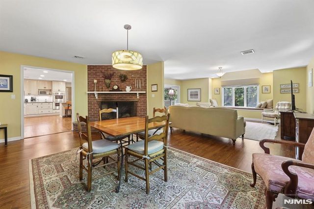 27 Duane Lane, Demarest, NJ 07627