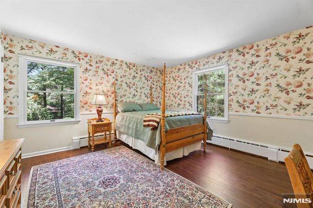 27 Duane Lane, Demarest, NJ 07627