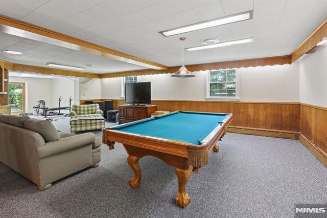 27 Duane Lane, Demarest, NJ 07627