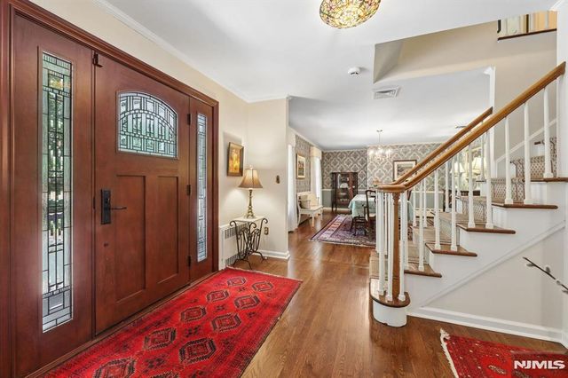 27 Duane Lane, Demarest, NJ 07627