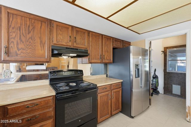 3747 W CAMPO BELLO Drive, Glendale, AZ 85308