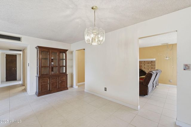 3747 W CAMPO BELLO Drive, Glendale, AZ 85308