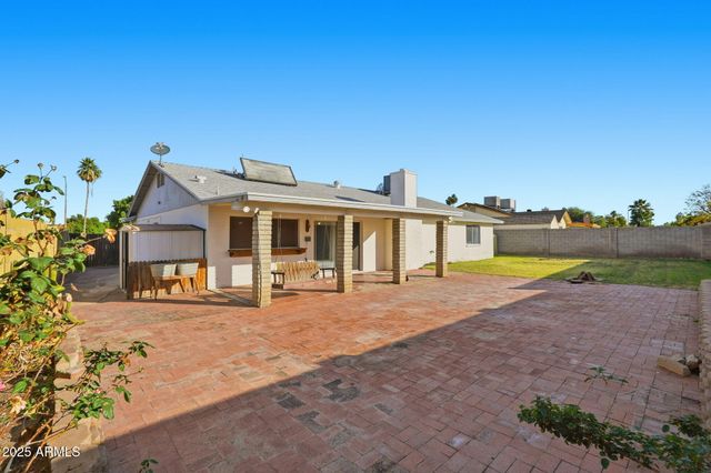 3747 W CAMPO BELLO Drive, Glendale, AZ 85308