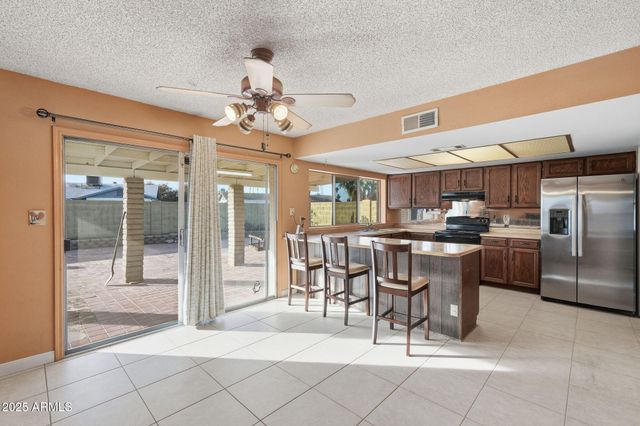 3747 W CAMPO BELLO Drive, Glendale, AZ 85308