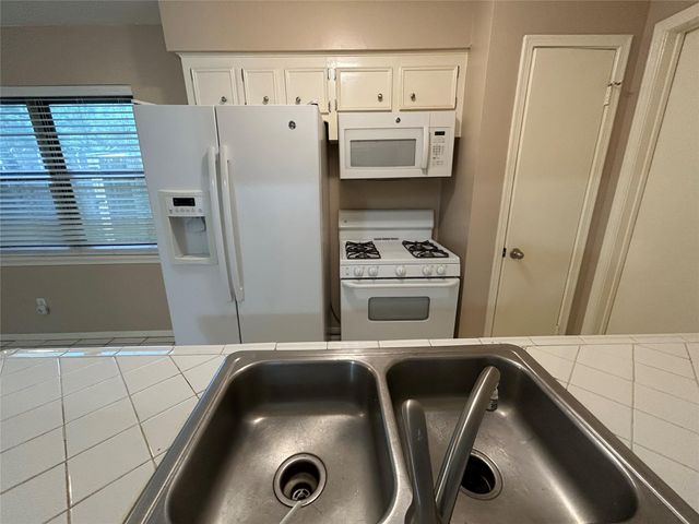 4146 Bermuda Drive, Pasadena, TX 77503