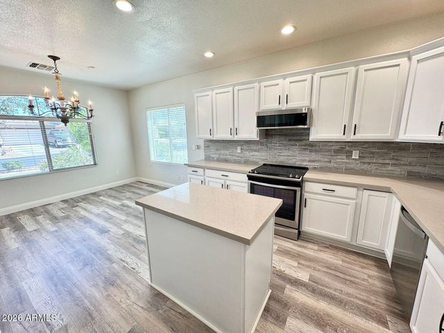 847 E LA COSTA Place, Chandler, AZ 85249