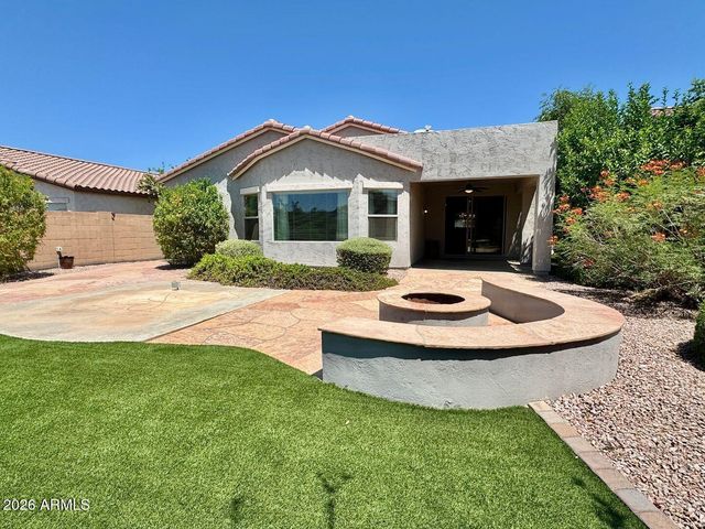 847 E LA COSTA Place, Chandler, AZ 85249