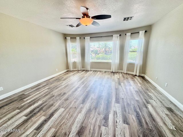 847 E LA COSTA Place, Chandler, AZ 85249