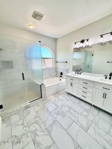 847 E LA COSTA Place, Chandler, AZ 85249