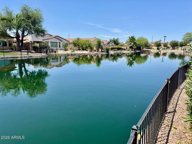 847 E LA COSTA Place, Chandler, AZ 85249