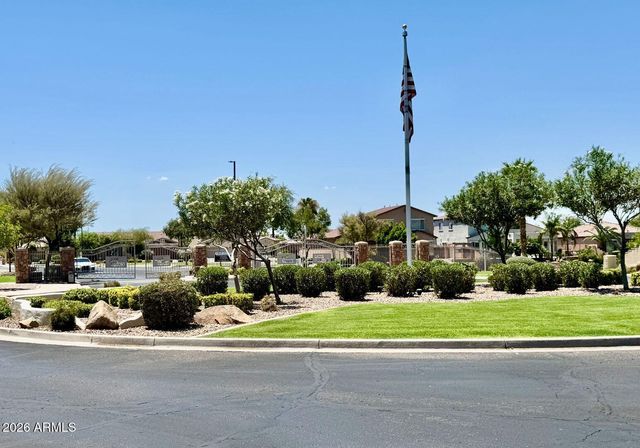 847 E LA COSTA Place, Chandler, AZ 85249