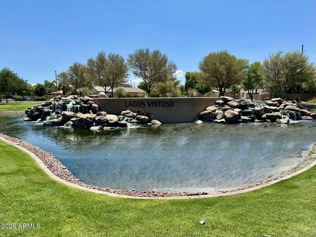 847 E LA COSTA Place, Chandler, AZ 85249