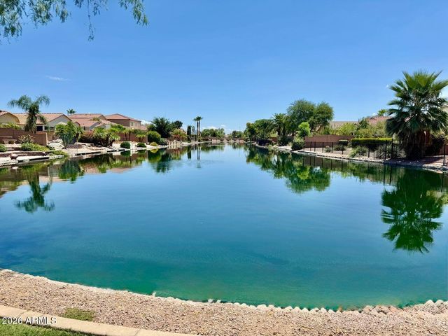 847 E LA COSTA Place, Chandler, AZ 85249