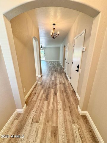 847 E LA COSTA Place, Chandler, AZ 85249