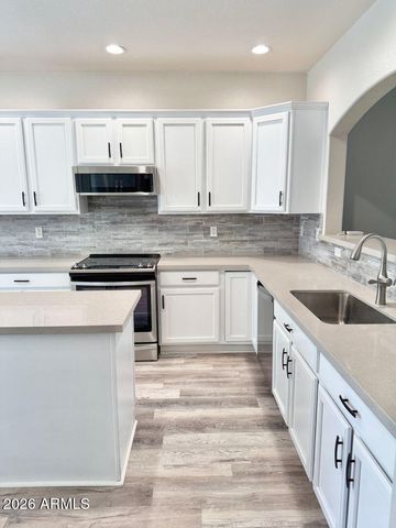 847 E LA COSTA Place, Chandler, AZ 85249