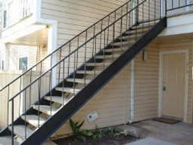 2750 Holly Hall Street 1213, Houston, TX 77054