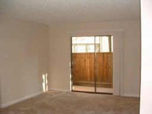 2750 Holly Hall Street 1213, Houston, TX 77054