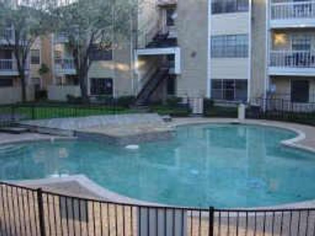 2750 Holly Hall Street 1213, Houston, TX 77054