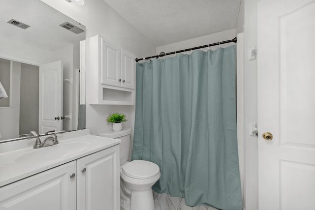 337 Woodham Court, Fort Walton Beach, FL 32547